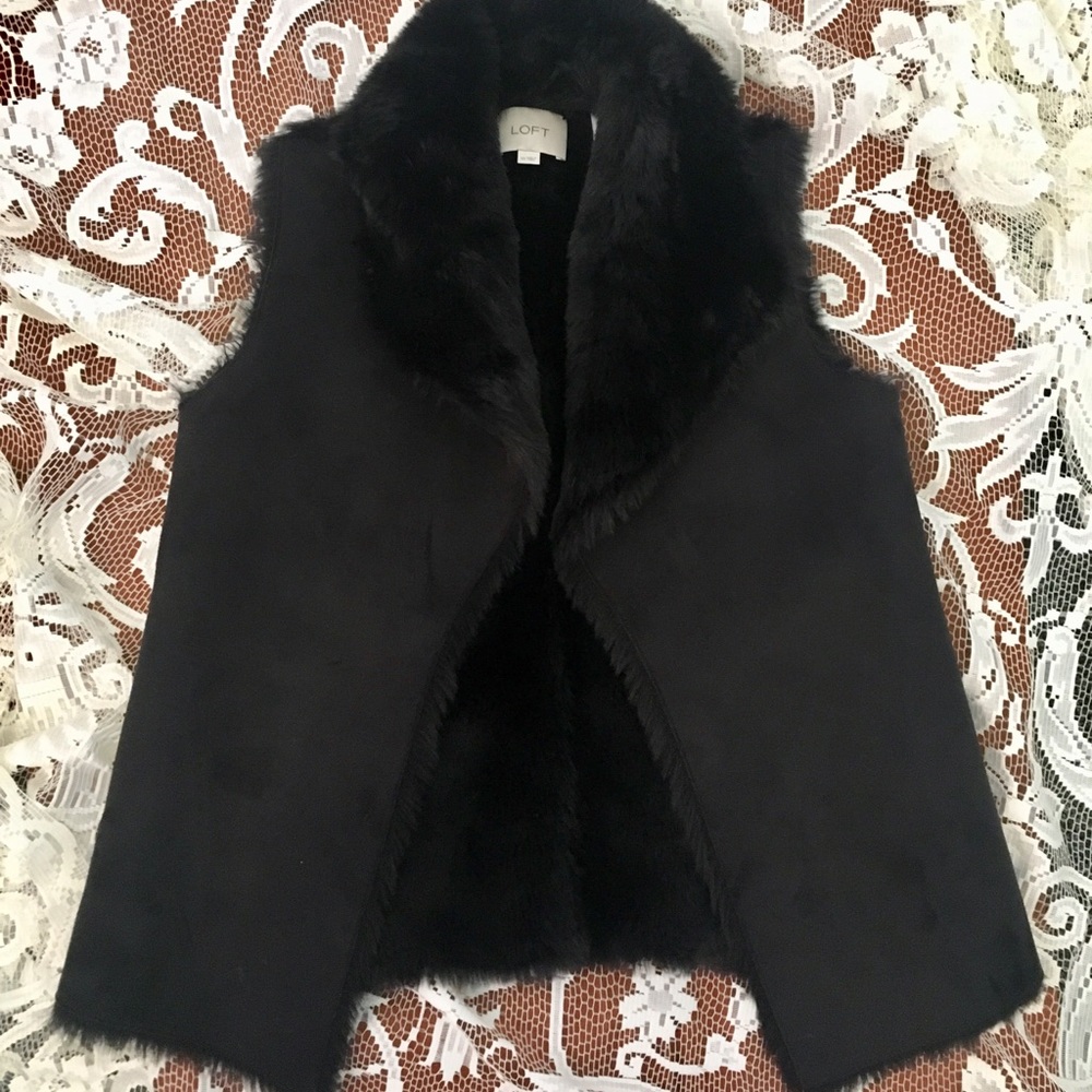 •LOFT• faux fur suede vest
